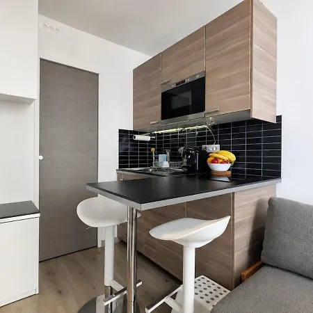 Cosy Buttes-chaumont - 2 Personnes *